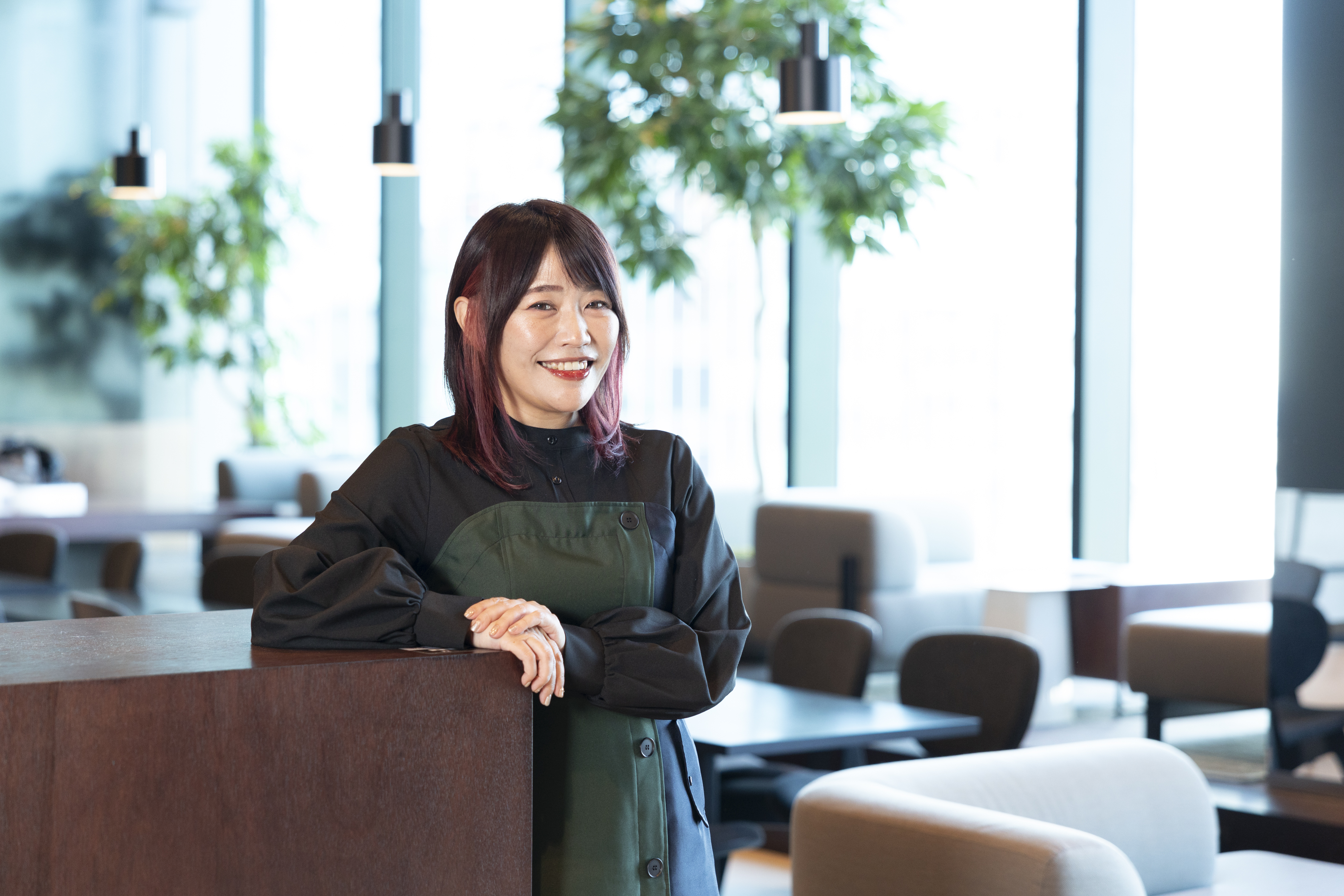 公私で築いたグローバルコネクションを活かし 企業と企業、人と人をつなぐ 清水 優子 | LISTEN (リスン)